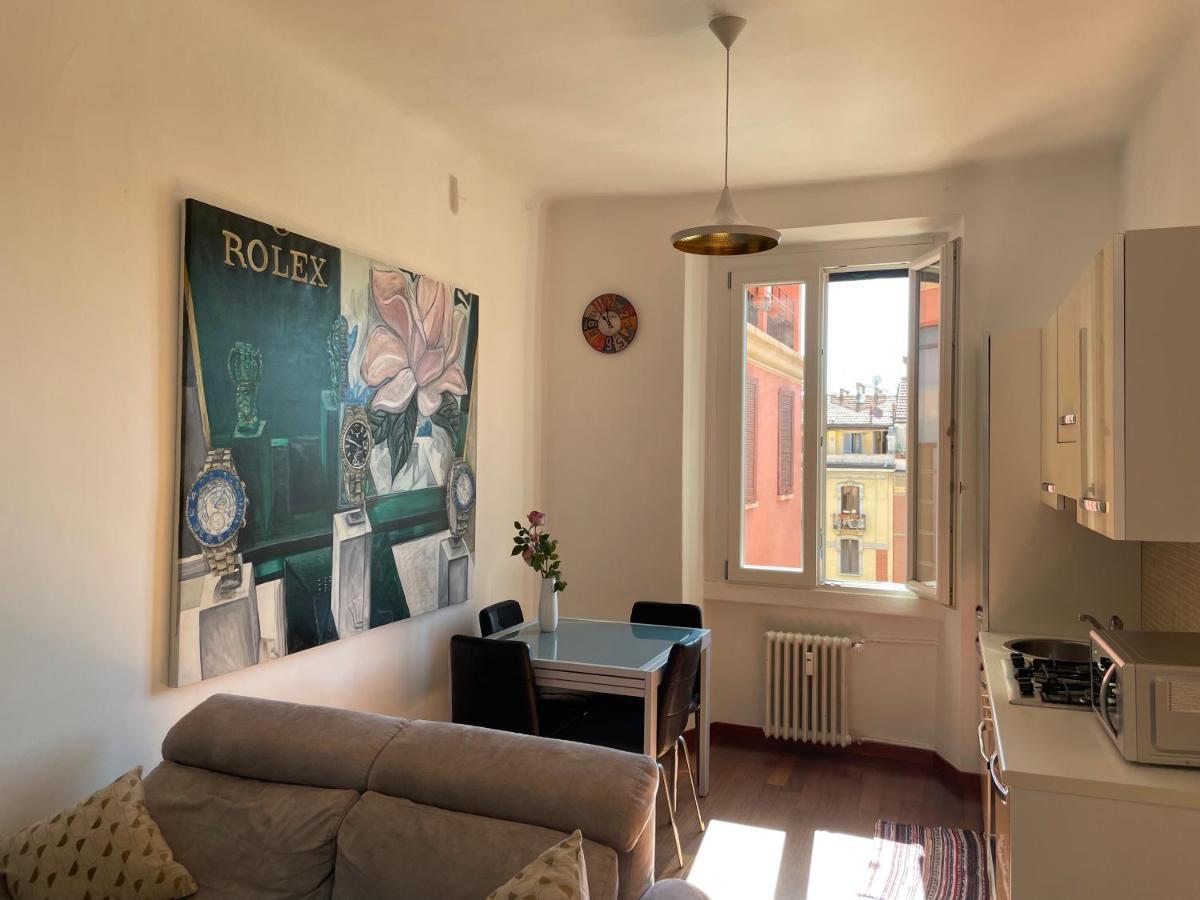 The Painting Apartment. A Central And Lovely Apartment In Milan Exterior photo